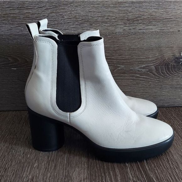 Ecco Chelsea Shape Sculpted Motion 55 Heeled Boot Sz 40 - US 9-9.5 - Picture 1 of 10